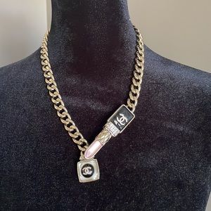 Chanel rare collectors item lipstick necklace chain choker logo adjustable
